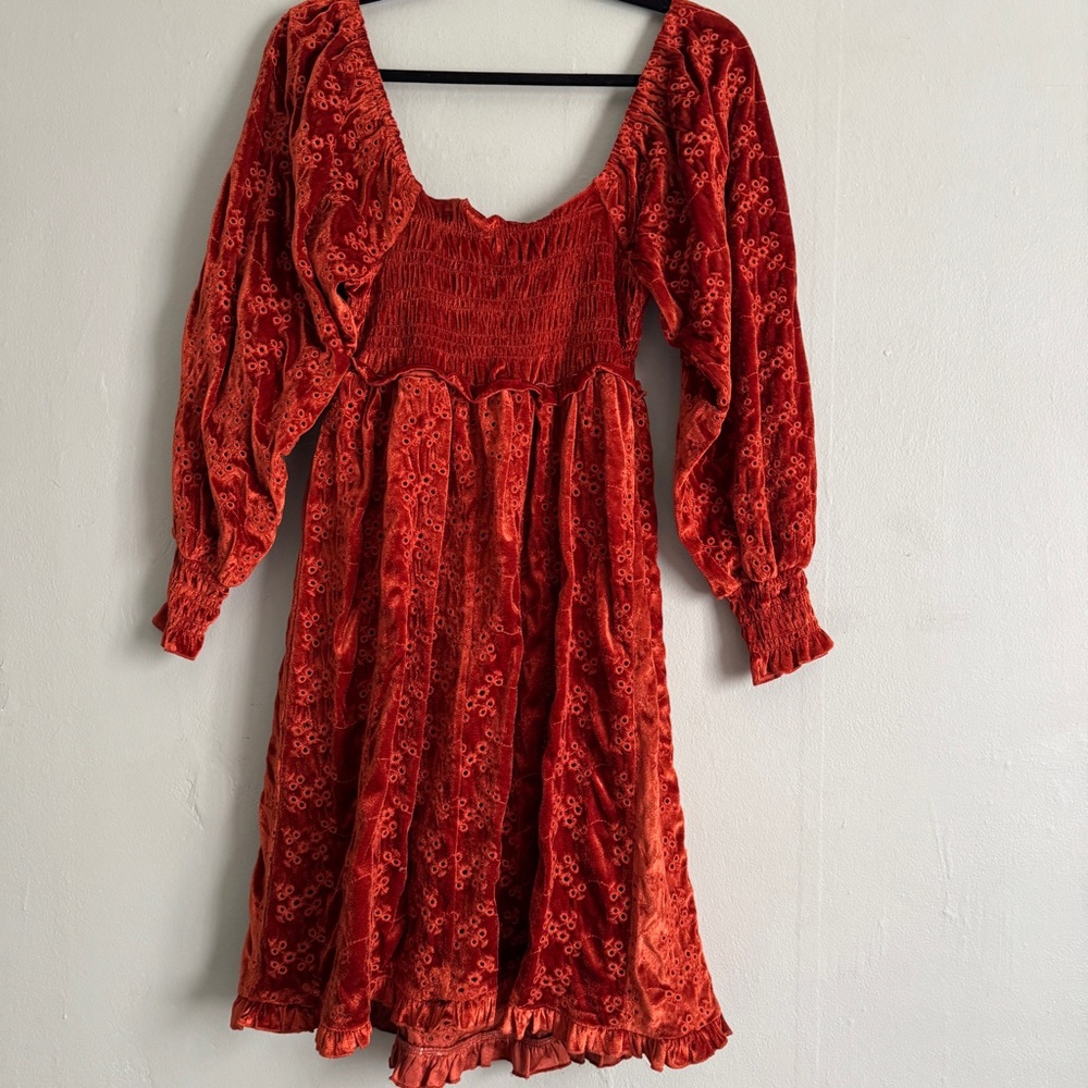 ASOS velvet broderie shirred midi dress burnt red eyelet lace long sleeve US6 - Picture 8 of 13